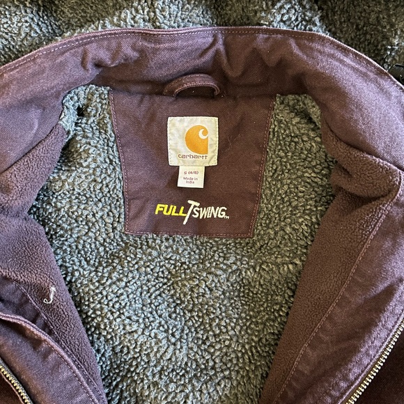 Women’s Carhartt Jacket - Picture 3 of 3